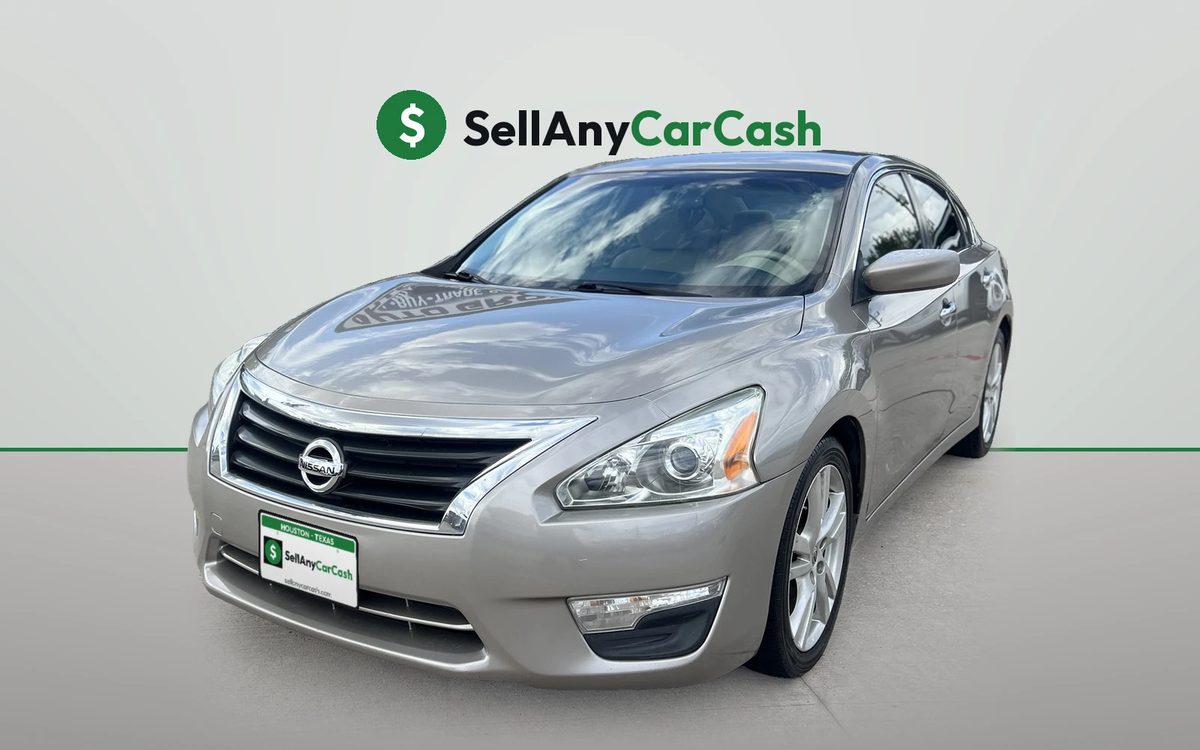 Silver Nissan Altima we bought for cash in Houston, TX — Sell Any Car Cash