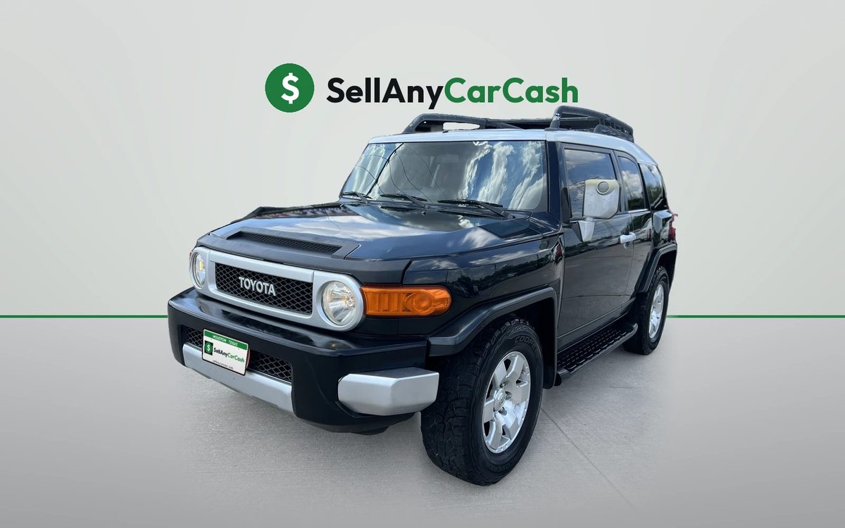 Black Toyota FJ Cruiser we bought for cash in Houston, TX — Sell Any Car Cash